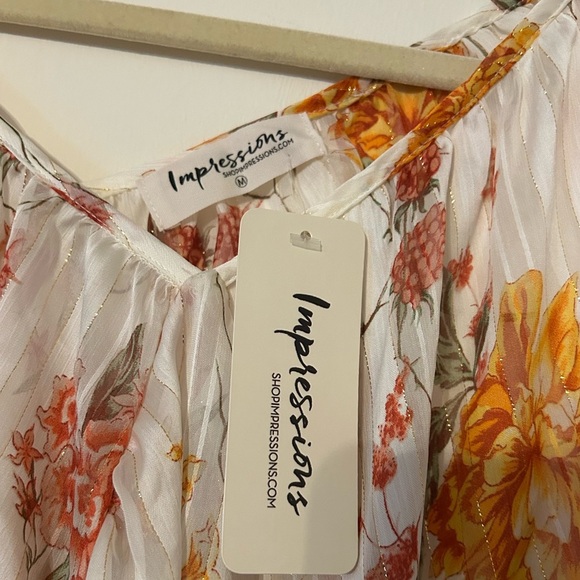 Shop impressions sheer floral blouse. Size M - Picture 4 of 4